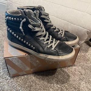 GGDB Black Slides with studs